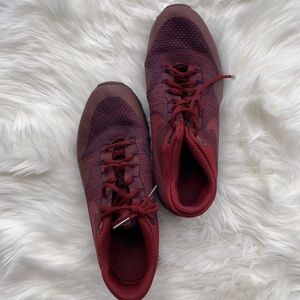 Maroon Nike low top Sneakers